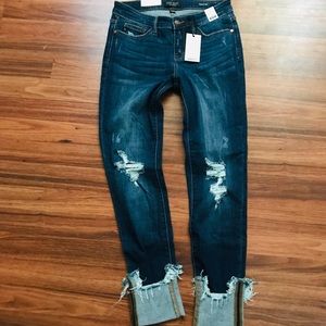 Judy Blue stretchy cropped jeans. Size 7 new